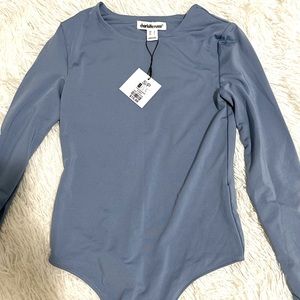 💙NWT blue bodysuit NWT💙